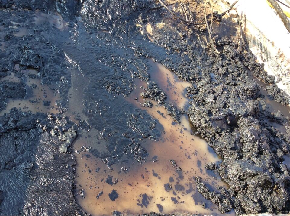 油田內含油汙水