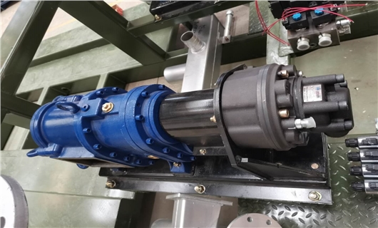 91桃色网站下载融雪劑灑布車配套桃色在线视频观看